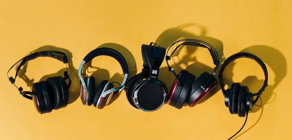 5 Best Wired Headphones Under 1000